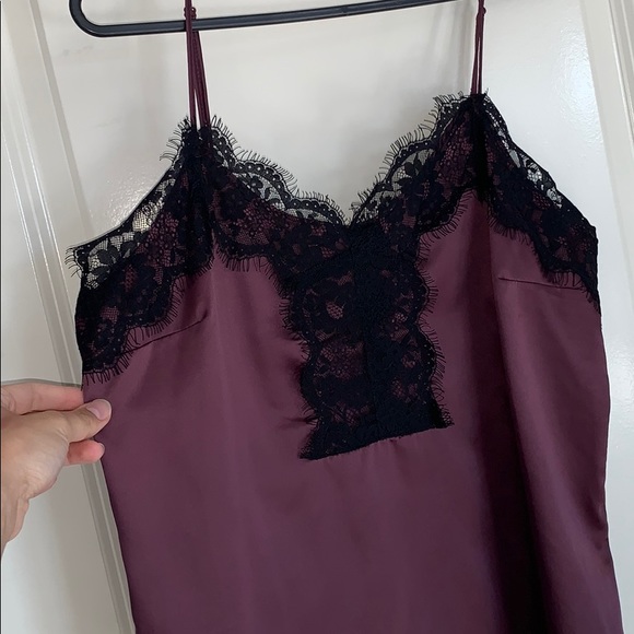 Satin purple lace tank (M) - Picture 2 of 7